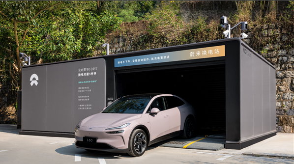 比亚迪推出兆瓦级闪充技术 李斌首次回应：换电模式仍有不可替代价值