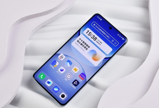 vivo Y300 Pro+ 图赏：高颜值与耐用性兼具，诠释时尚科技美学