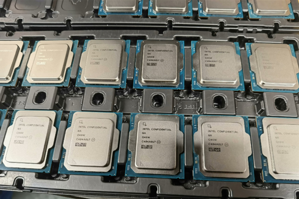英特尔15代酷睿工程样品曝光：取消超线程技术引关注