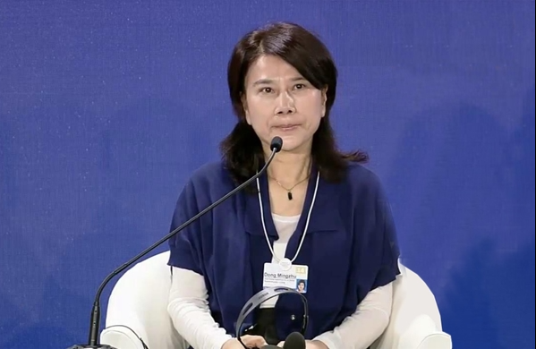 董明珠谈企业管理：强调上下级距离感，称"安慰不能解决问题"