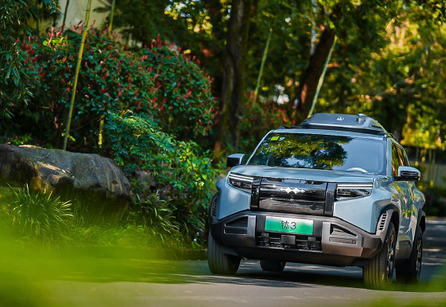 方程豹钛3正式开启预售，定位年轻人的第一台潮流科技SUV，起售价13.98万