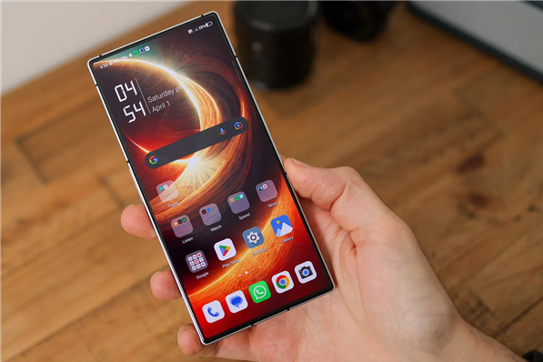 红魔史上最轻薄旗舰官宣！超薄赛道战火重燃