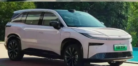 丰田加速电动化布局：计划2027年前推出15款全新电动车型