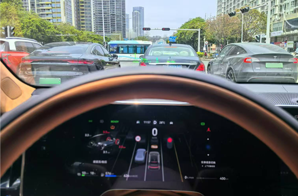 华为尊界S800内饰奢华曝光