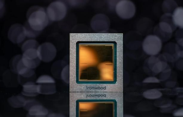 谷歌发布第七代TPU：迄今最强AI芯片，内存容量高达192GB