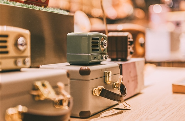 智能家居设备暗藏泄密风险！官方提醒：你的音箱可能正在“监听”