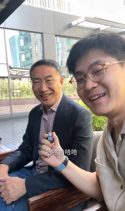 零跑汽车创始人朱江明年薪仅8万元 称“仅用于缴纳社保”引热议